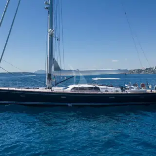 LADY 8 port side view