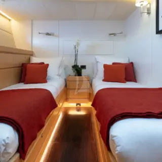 Twin Cabin