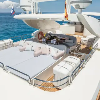 Dolce Vita IV- Flybridge