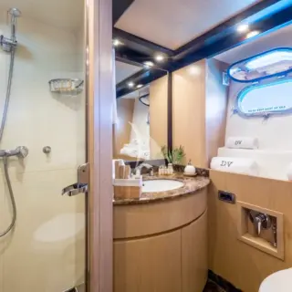 Dolce Vita IV - Twin I Bathroom
