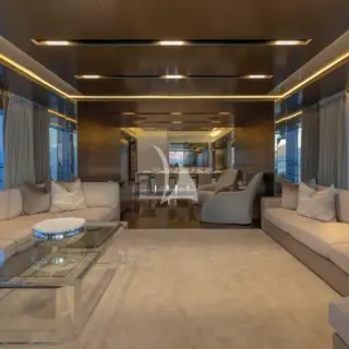 SAFE HAVEN - Main Salon