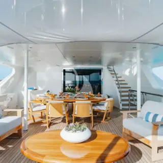 Bridge Deck Aft