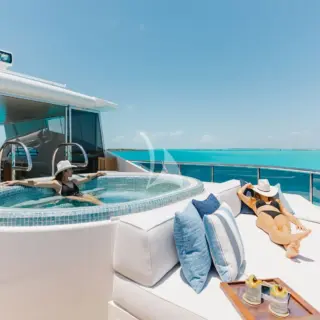 Sun Deck - Jacuzzi Lounge Forward