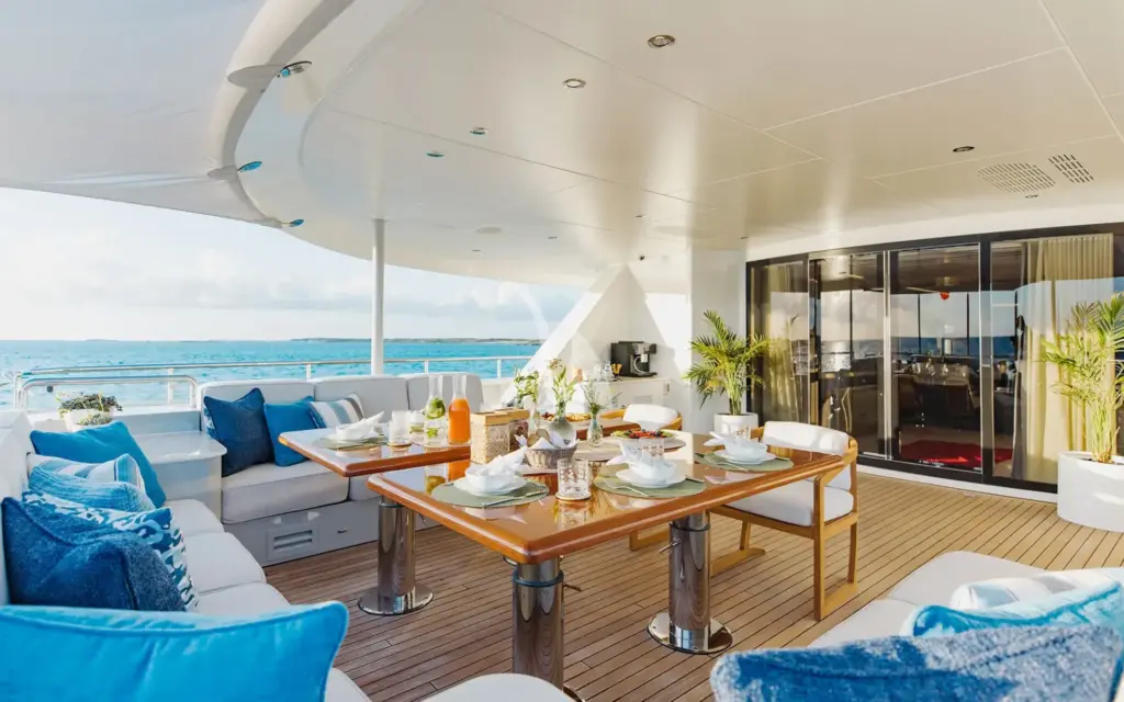 ODYSSEA - Main Deck Aft