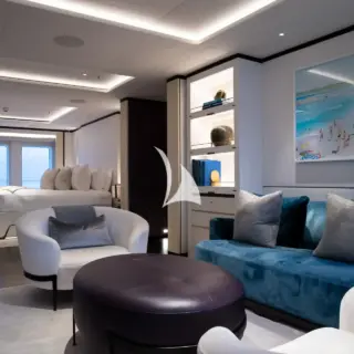 Principal cabin