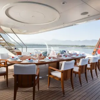 Bridge deck aft dining