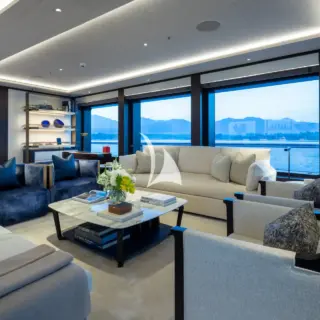 Bridge deck salon