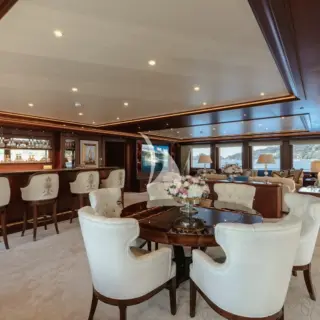 Owner's deck lounge