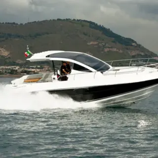 CHASE BOAT UPON REQUEST Salpa40 Granturismo