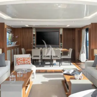 Main Deck - Salon
