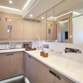 KIMATA - Master cabin bathroom