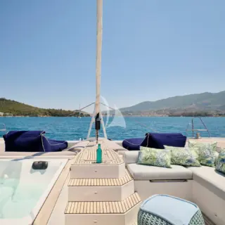 Fire deck sunbathing area