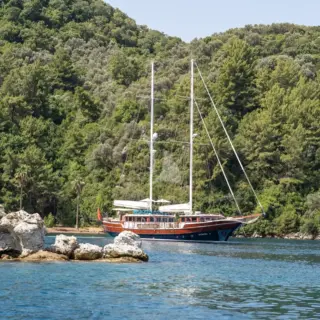NURTEN A at anchor