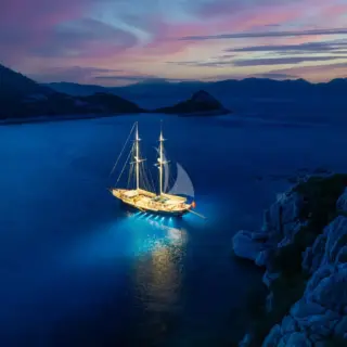 NURTEN A at anchor at night