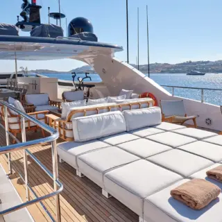 WHITE KNIGHT - Sundeck sunpads