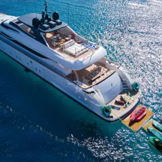 WHITE KNIGHT - Water toys