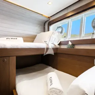 TWIN CABIN