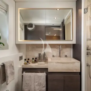 55 FIFTYFIVE - Image 9