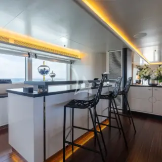 Main Salon Bar