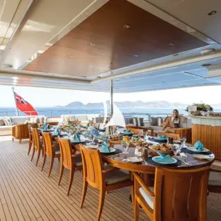 Upper deck dining