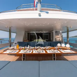 Main Deck - Al fresco Dining