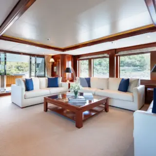Main Deck - Salon