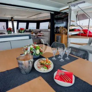 ASTORIA - Guest welcome