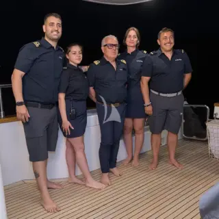 CREW MEMBERS