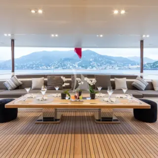 Main deck aft