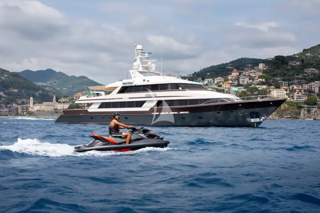 CLOUD ATLAS - Jet ski