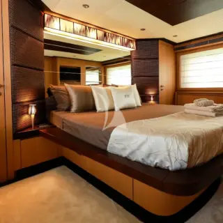 Double Cabin