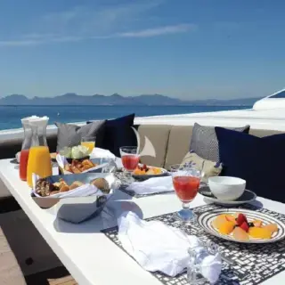Breakfast on board