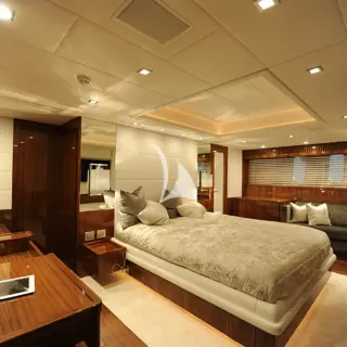 Lower Deck - Master Stateroom