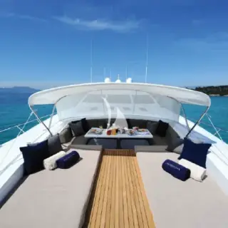Sunbed and table