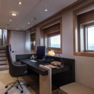 Main Deck - Owner's Office