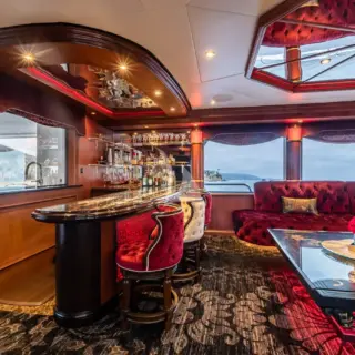 Main Salon Bar
