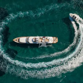 Aerial & Shadow boat m/y BONITA