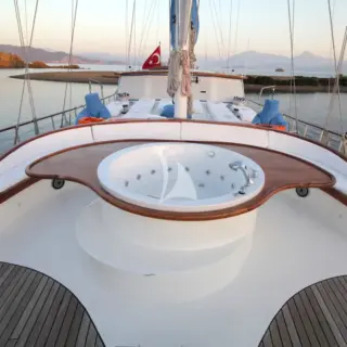 Ece Berrak - Image 9