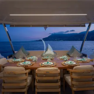 ALEGRIA II Exterior Dining