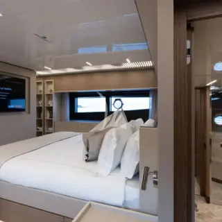 ALEGRIA II Master Cabin