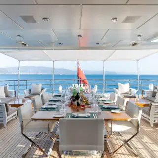 Bridge Deck Aft