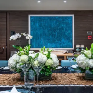 Main Deck Salon Dining