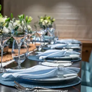 Main Deck Salon Dining