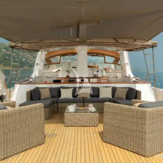 Sundeck
