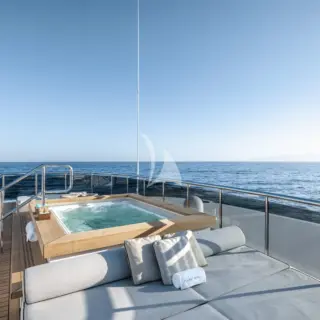 Sun deck jacuzzi